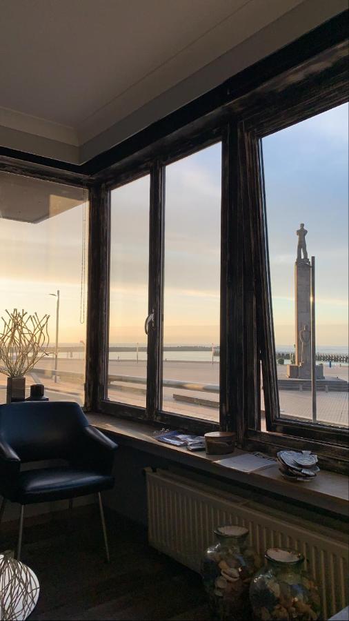 De Zeeheld Lägenhet Oostende Exteriör bild